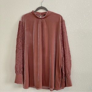Suzanne‎ Betro 4XL Dusty Pink Velvet & Lace Top
